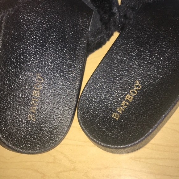 Black slides - Picture 7 of 7